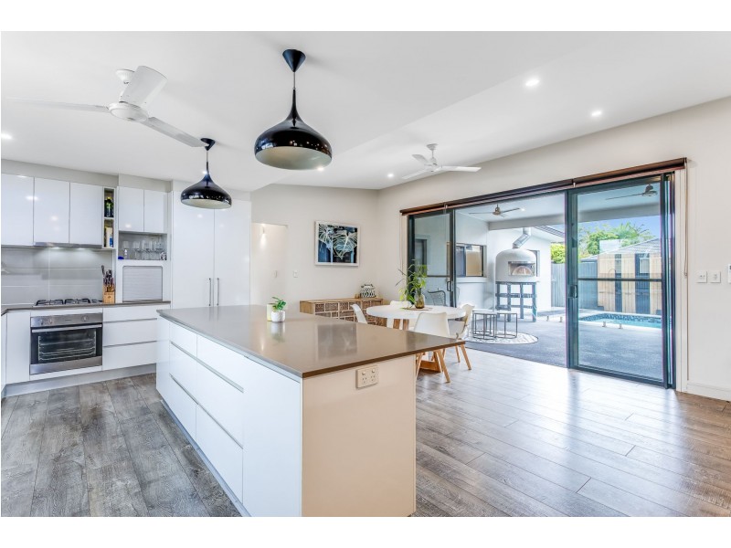 56 Shea Street, Scarborough QLD 4020