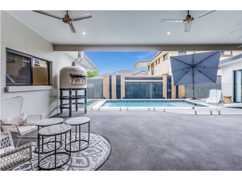 56 Shea Street, Scarborough QLD 4020