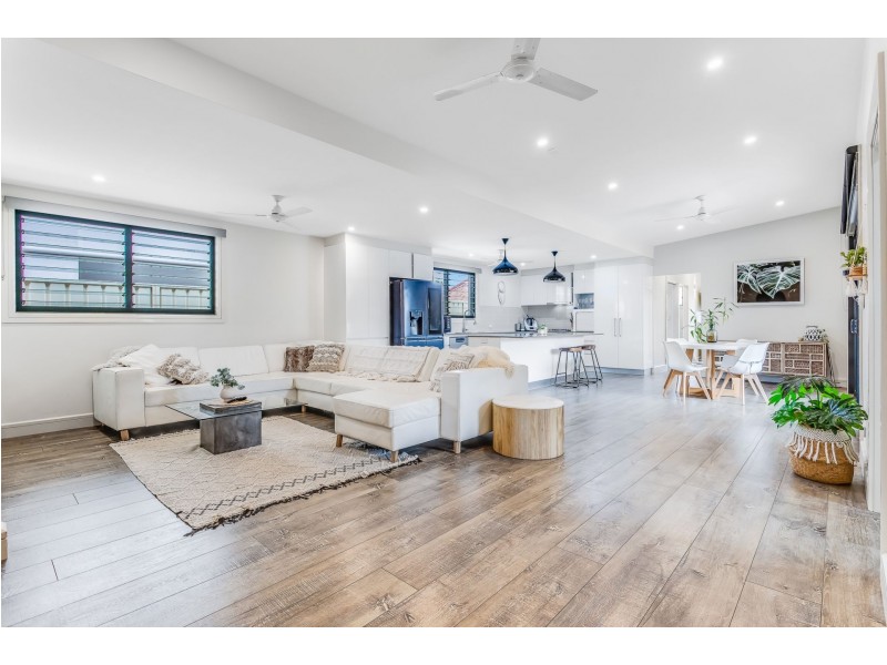 56 Shea Street, Scarborough QLD 4020