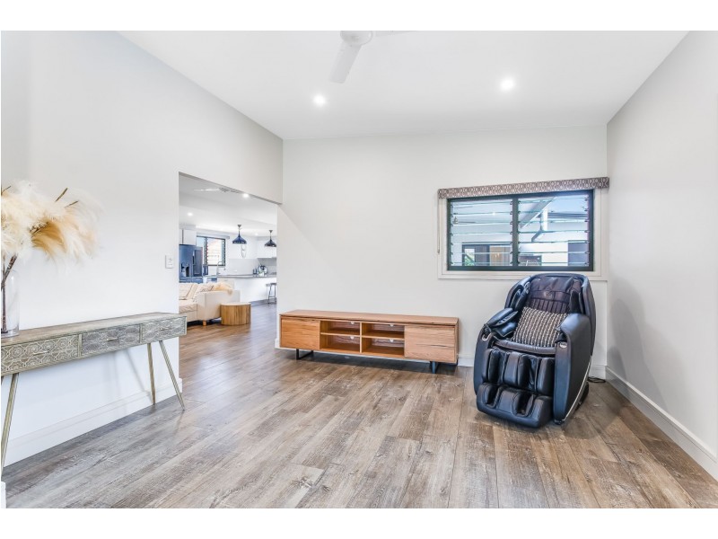 56 Shea Street, Scarborough QLD 4020