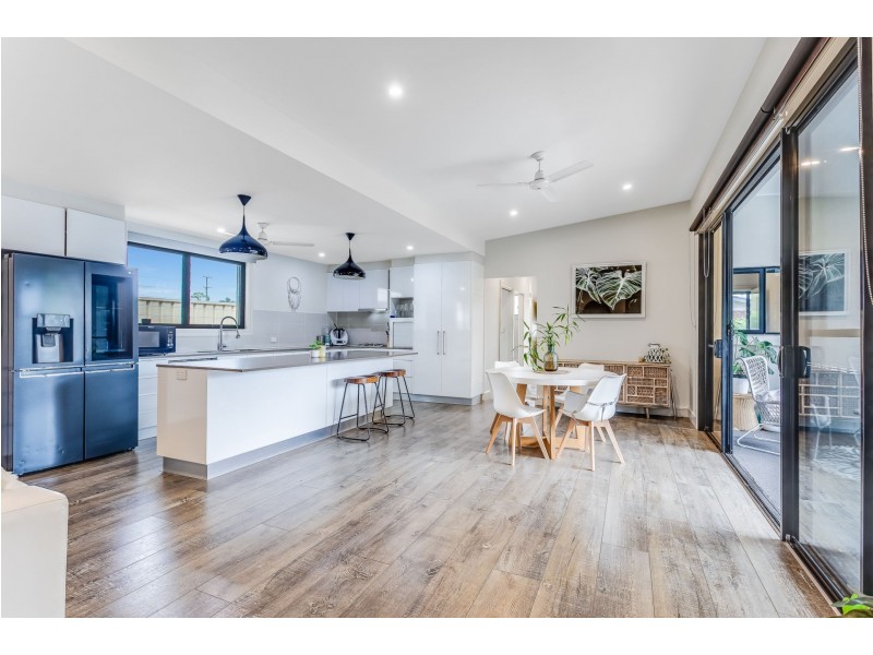 56 Shea Street, Scarborough QLD 4020