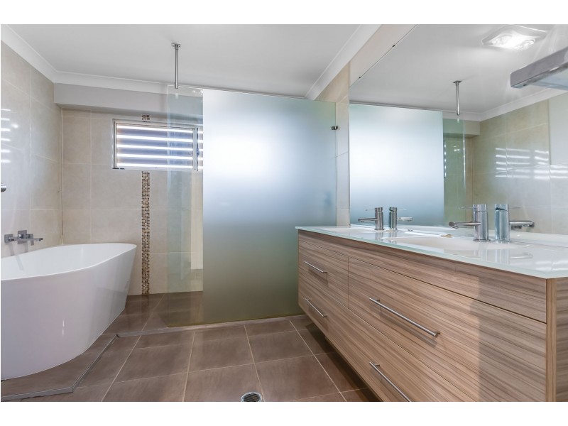 1 Rimfire Crescent, Bracken Ridge QLD 4017