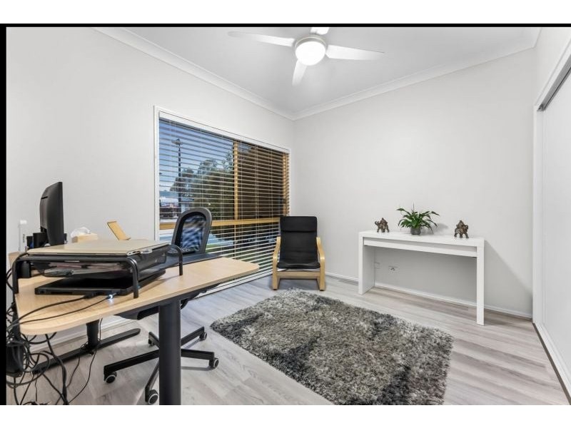 6 Armour Close, North Lakes QLD 4509