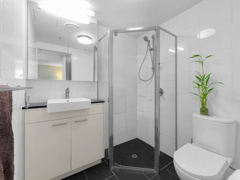 1005/18 Thorn Street, Kangaroo Point QLD 4169