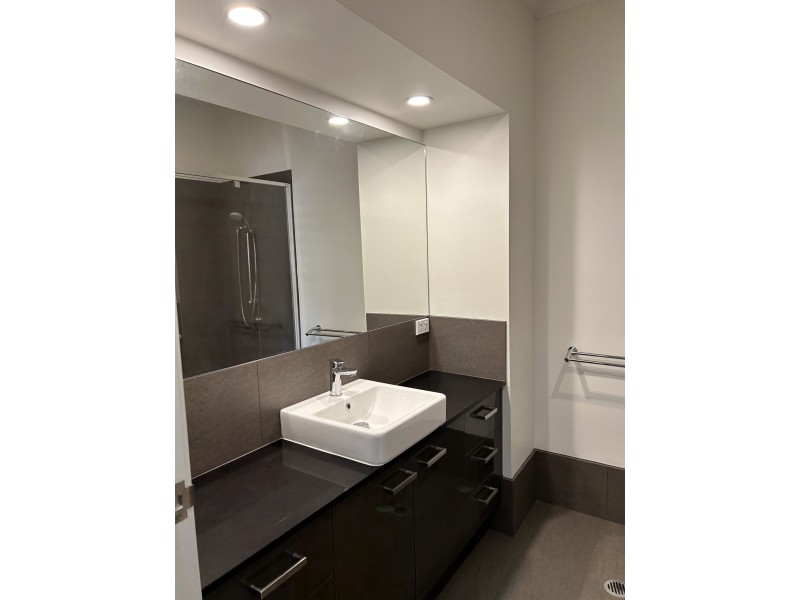 Level 2/9/8 Sayers Street, Stafford QLD 4053