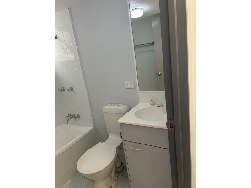 12/21 Campbell Street, Toowong QLD 4066