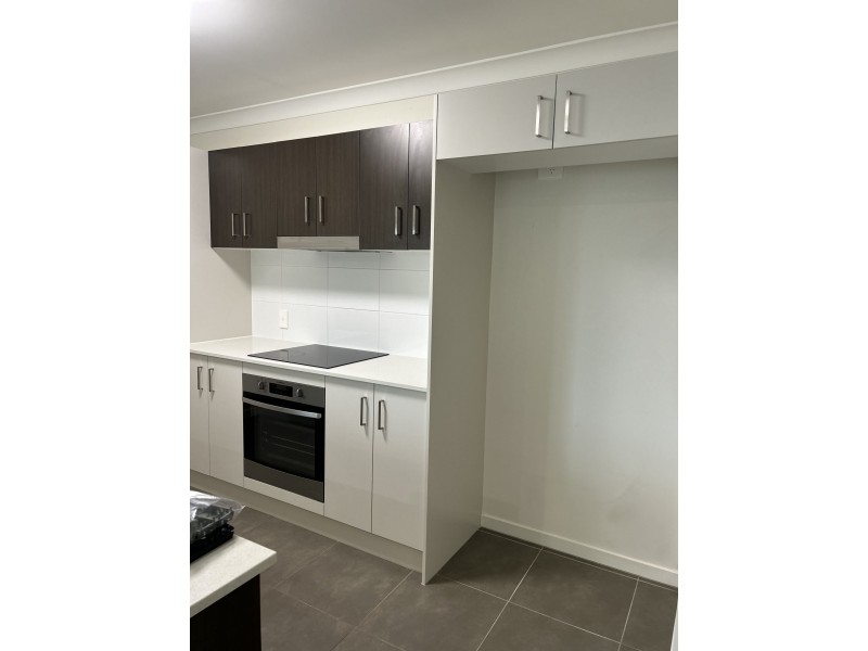 10 Basalt Street, North Lakes QLD 4509