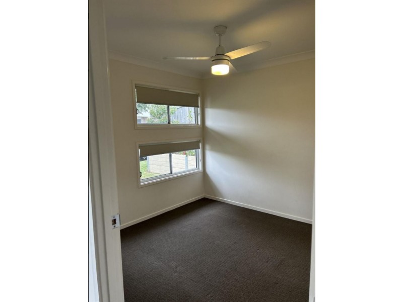 10 Basalt Street, North Lakes QLD 4509