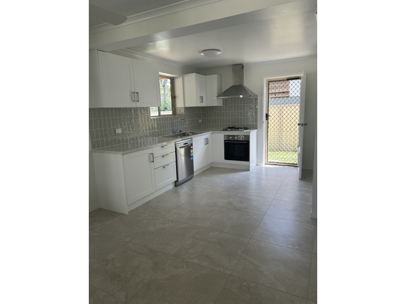 6a Dorloo Street, Deagon QLD 4017