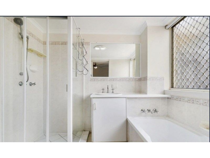 Level 1/1/10 Caroline Street, Woody Point QLD 4019