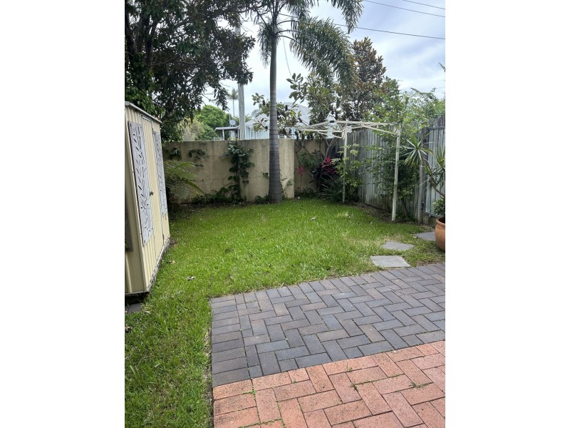 Level 1/1/10 Caroline Street, Woody Point QLD 4019