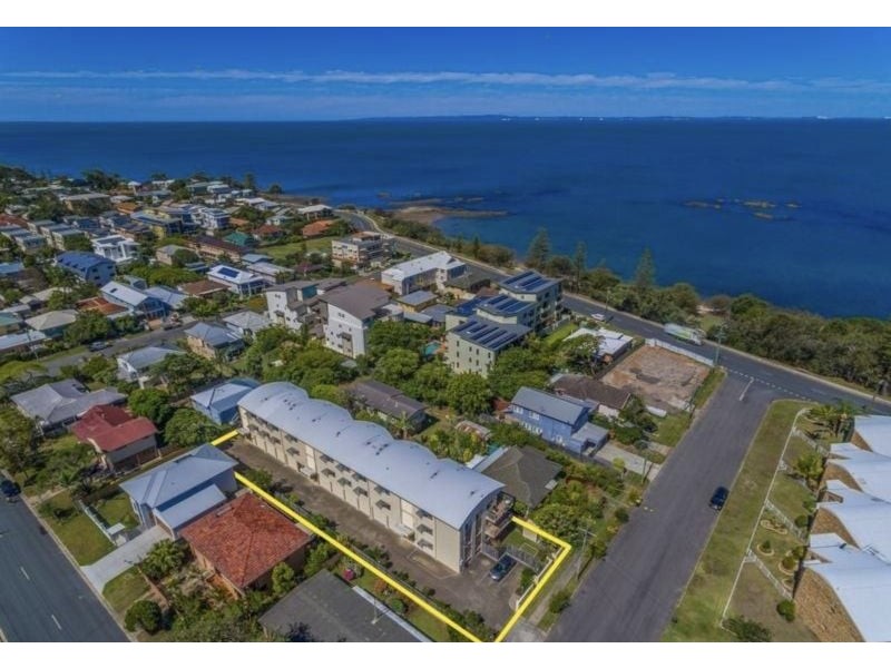 Level 1/1/10 Caroline Street, Woody Point QLD 4019