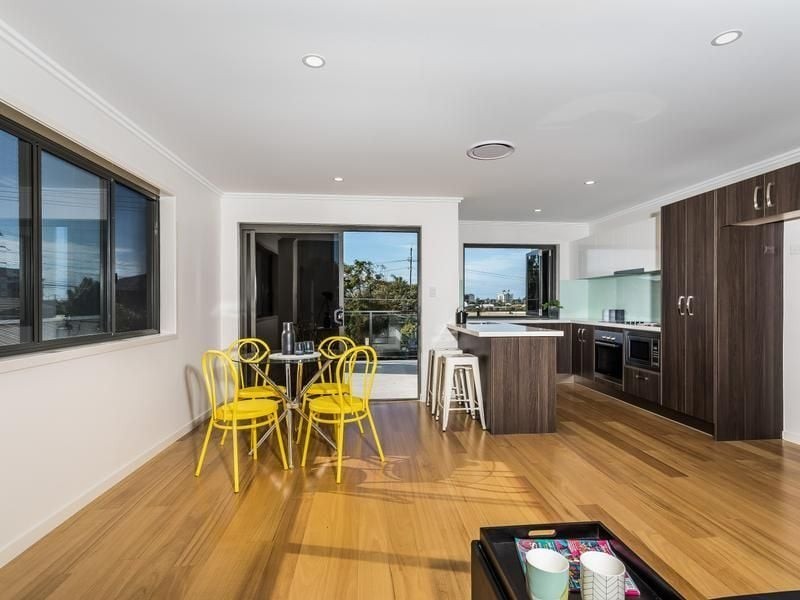 6/15 Percy Street, Redcliffe QLD 4020