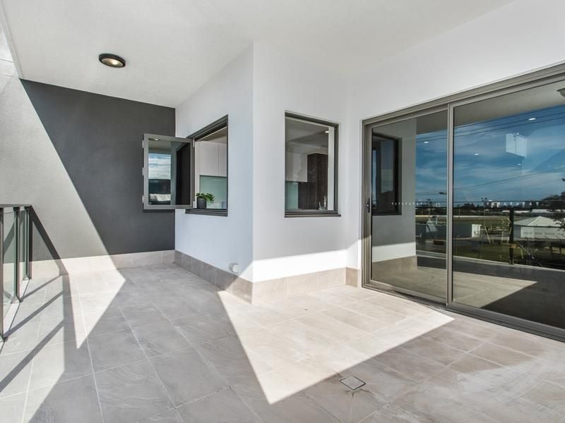 6/15 Percy Street, Redcliffe QLD 4020