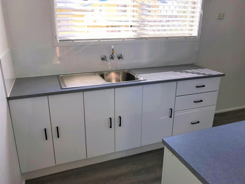 4/2 Sorrento, Margate QLD 4019