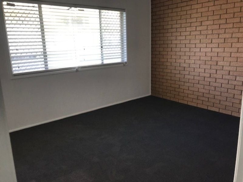 4/2 Sorrento, Margate QLD 4019