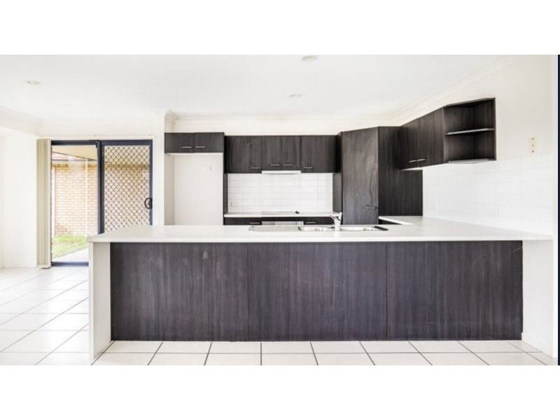 4 Rigden Close, Morayfield QLD 4506