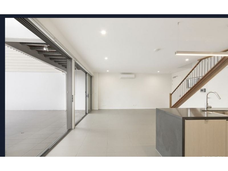 Level 2/8/22 Travillis Street, Newmarket QLD 4051