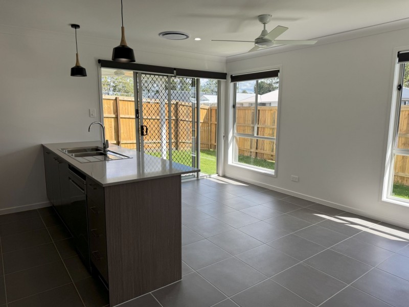 1/5 Vincent Crescent, Caboolture QLD 4510