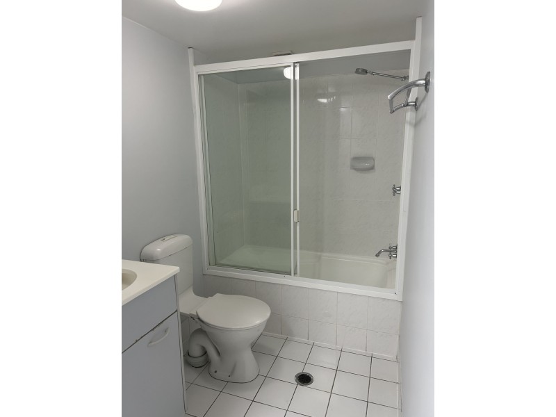 12/21 Campbell Street, Toowong QLD 4066