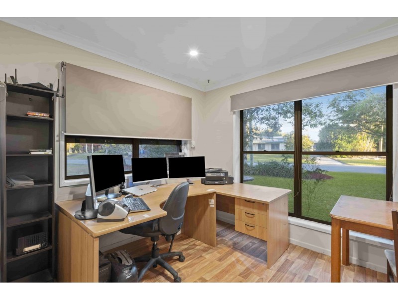 2 Jamaica Drive, Deception Bay QLD 4508