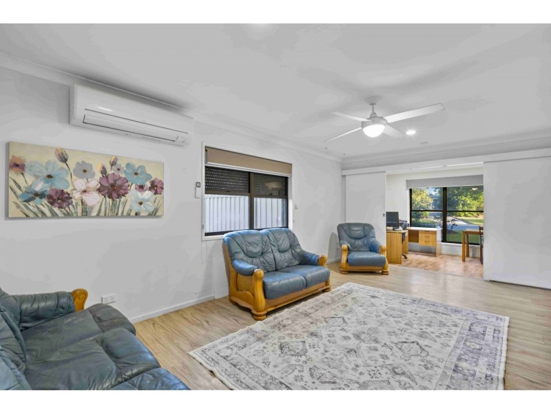 2 Jamaica Drive, Deception Bay QLD 4508