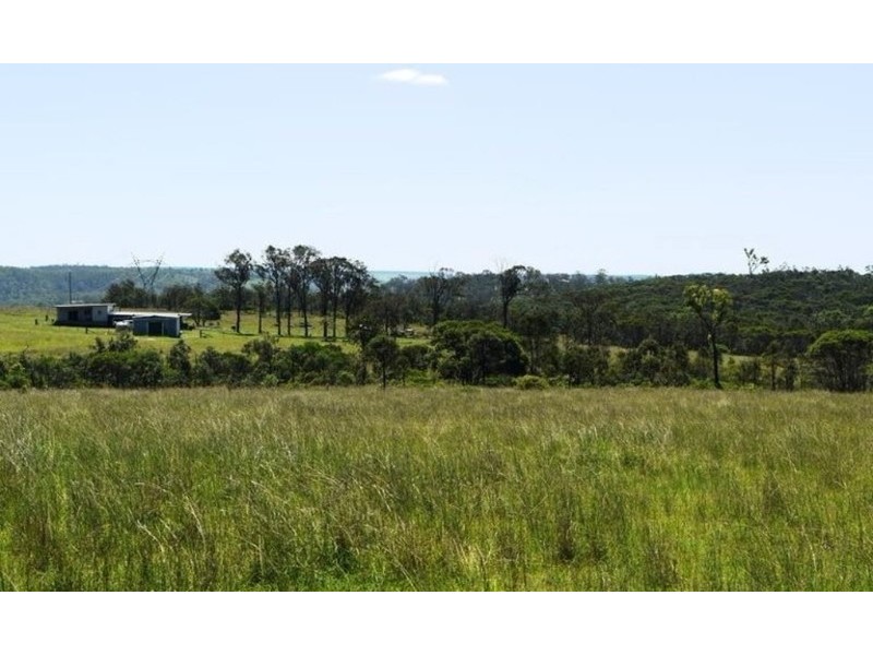 1 Bowman Road, Blackbutt North QLD 4306