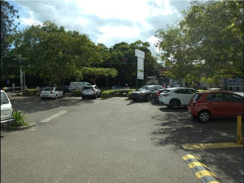 160 Racecourse Road, Ascot QLD 4007