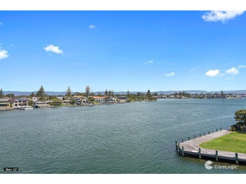 213/30-32 Paradise Island, Surfers Paradise QLD 4217