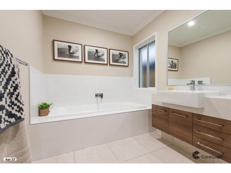 Lot 5 Morningview Place, Carindale QLD 4152