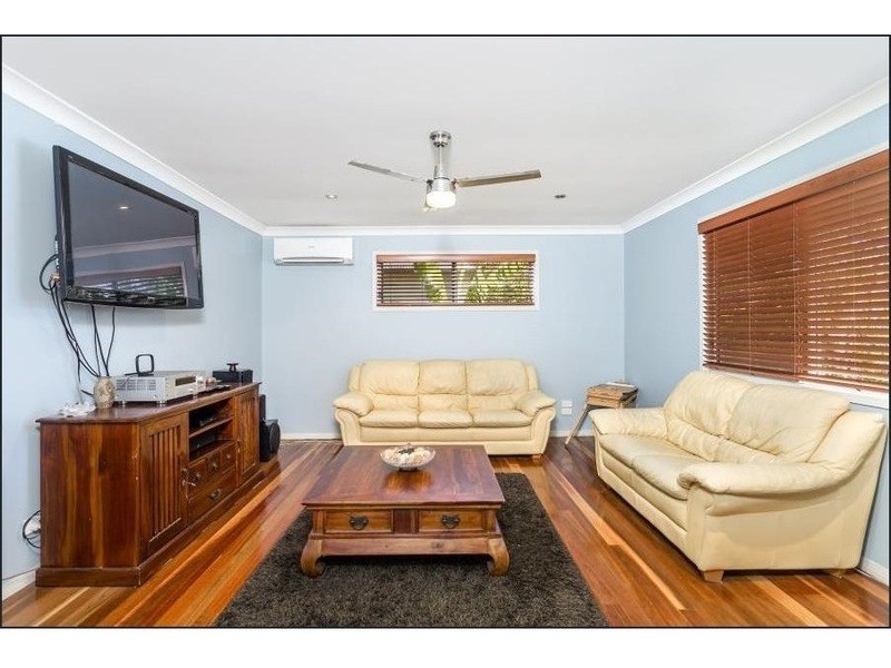 55 Stanley Road, Camp Hill QLD 4152