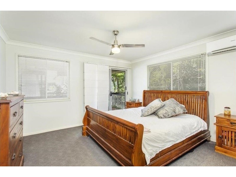 55 Stanley Road, Camp Hill QLD 4152