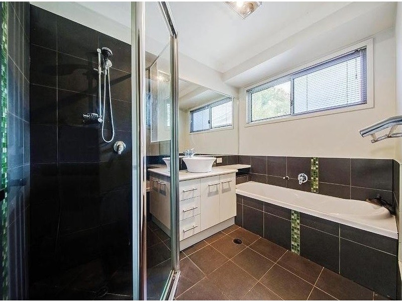 55 Stanley Road, Camp Hill QLD 4152