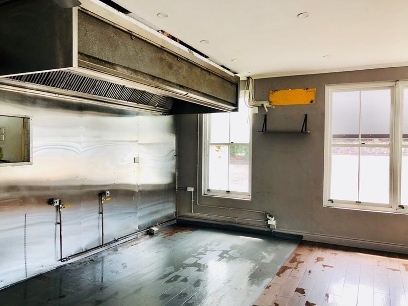 Shop 9/160 Racecourse Road, Ascot QLD 4007