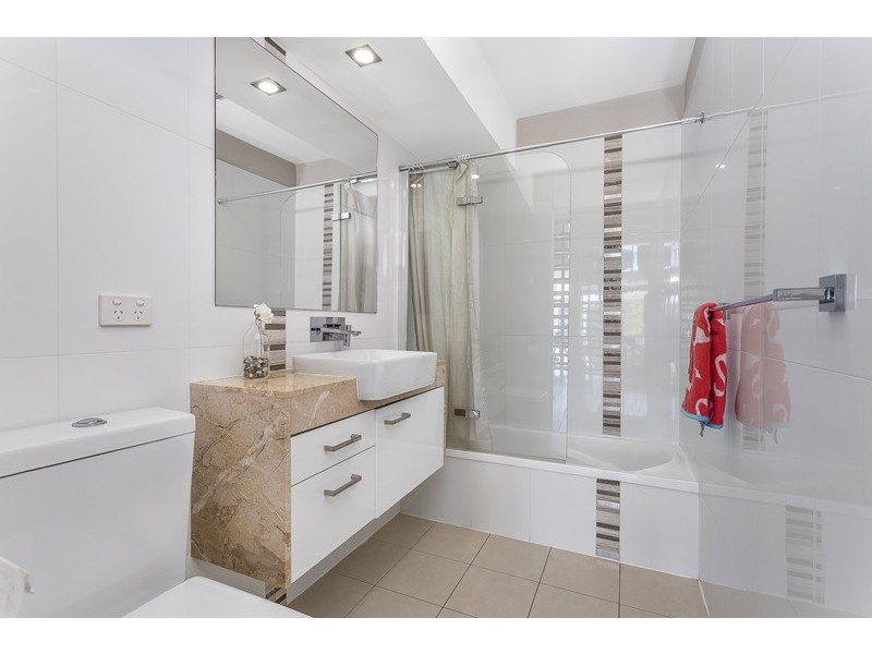 45 Willmington Street, Wooloowin QLD 4030