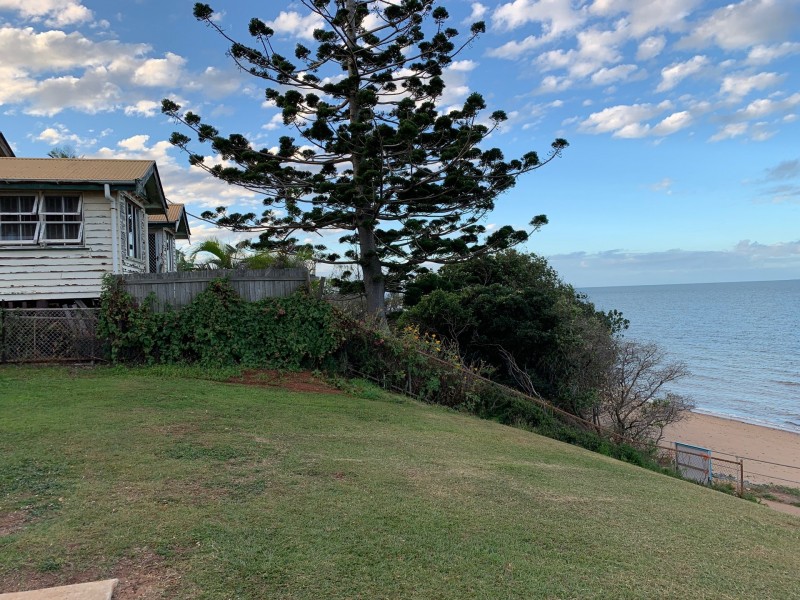 80 Prince Edward Parade, Redcliffe QLD 4020