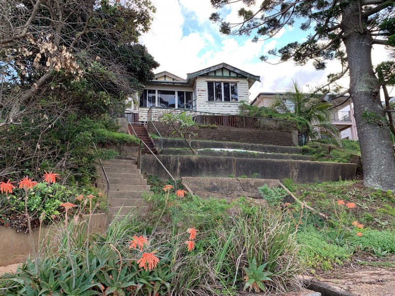 80 Prince Edward Parade, Redcliffe QLD 4020