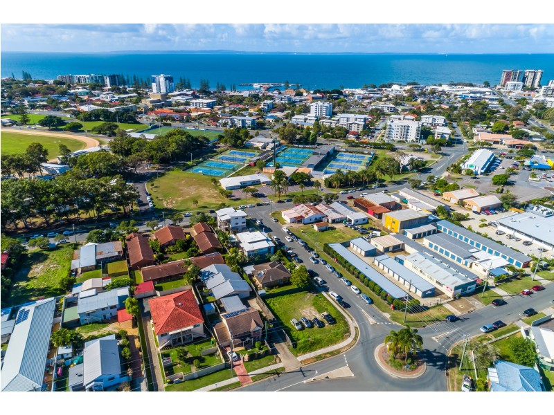 22 Silvyn Street, Redcliffe QLD 4020