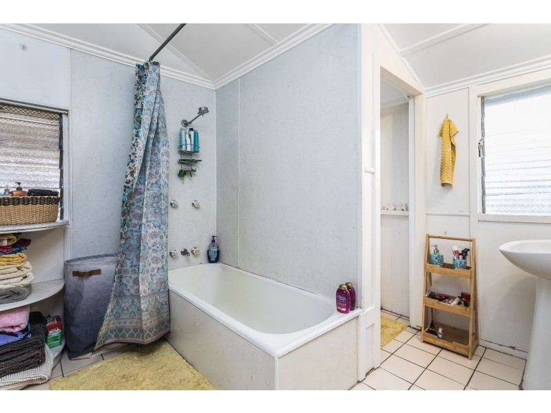 55 Adamson Street, Wooloowin QLD 4030