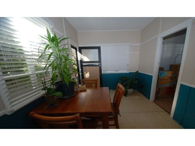 103 Flinders Parade, Scarborough QLD 4020