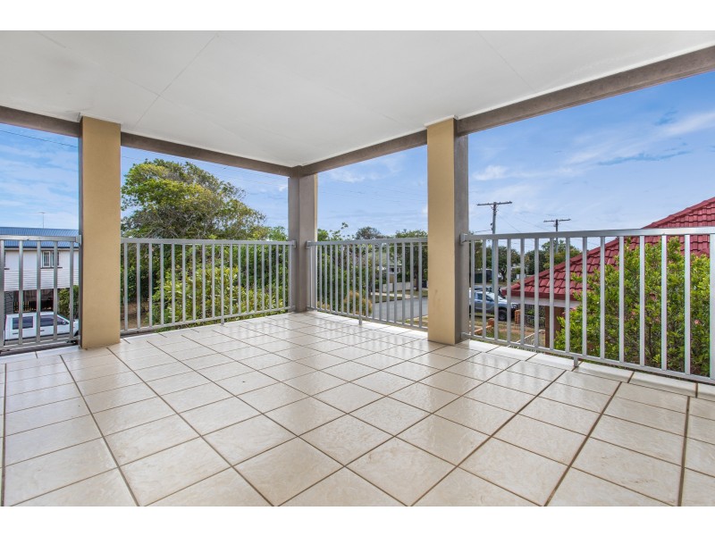 43 James Street, Scarborough QLD 4020