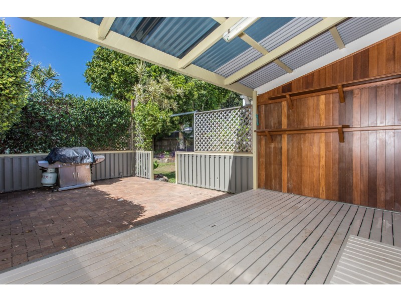 17 HIGHLAND STREET, Redcliffe QLD 4020