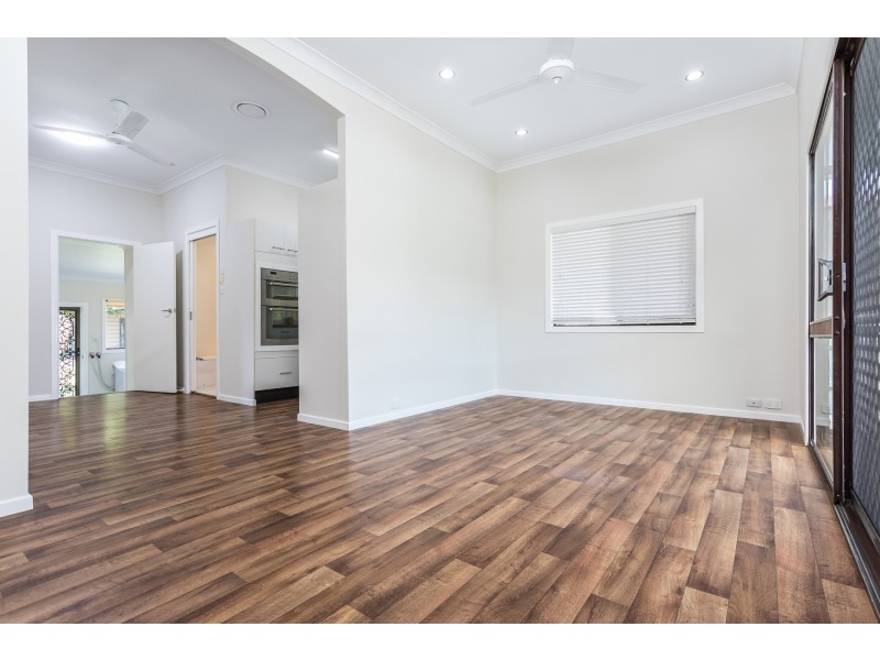 17 HIGHLAND STREET, Redcliffe QLD 4020