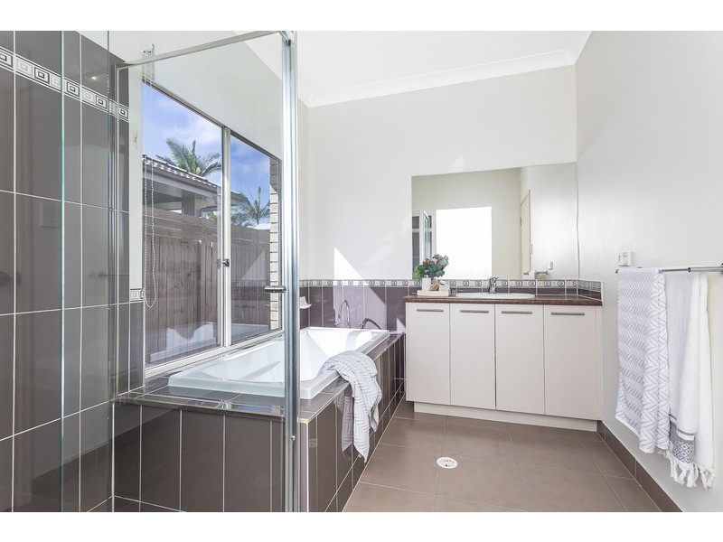 18 Ningaui Crescent, North Lakes QLD 4509