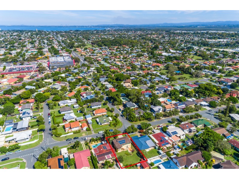 22 Porter Street, Redcliffe QLD 4020