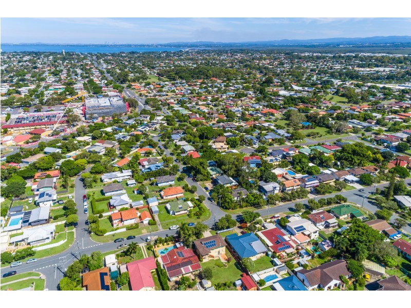 22 Porter Street, Redcliffe QLD 4020