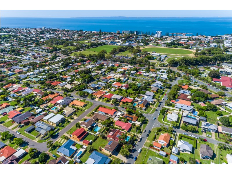 22 Porter Street, Redcliffe QLD 4020