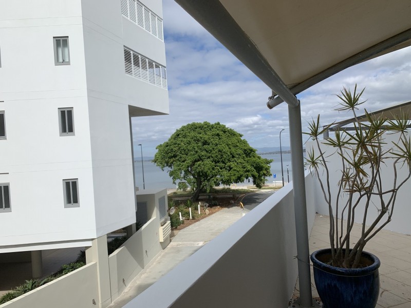 14 Oxley Avenue, Woody Point QLD 4019