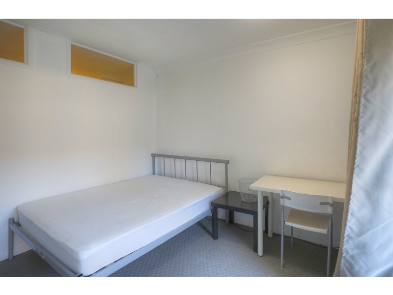 4/20 Brisbane Street, St Lucia QLD 4067