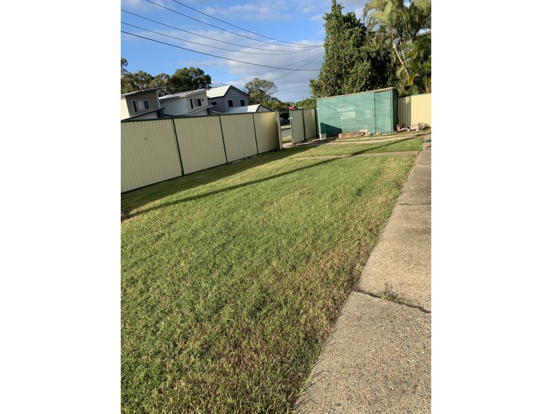 101 Ashmole Road, Redcliffe QLD 4020